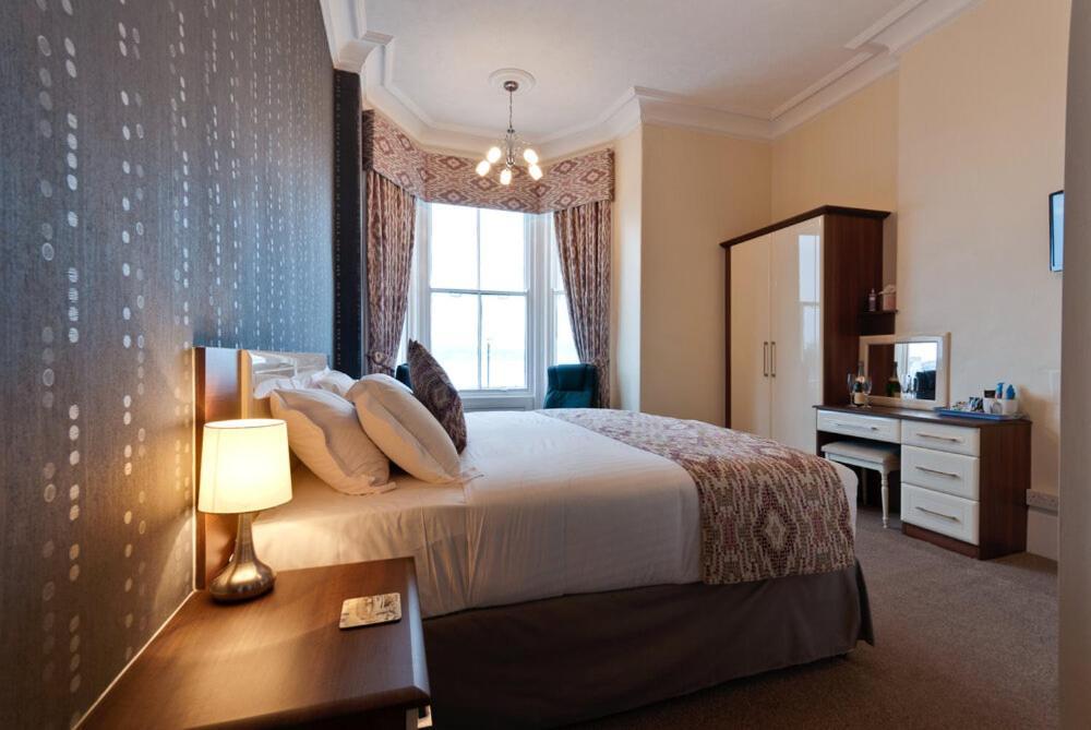 Lauriston & Lawton Court Hotel ลันดิดโน ภายนอก รูปภาพ