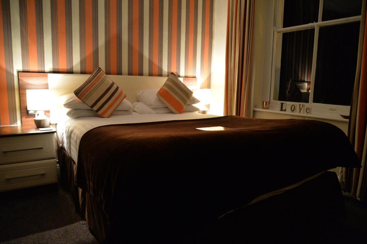 Lauriston & Lawton Court Hotel ลันดิดโน ภายนอก รูปภาพ