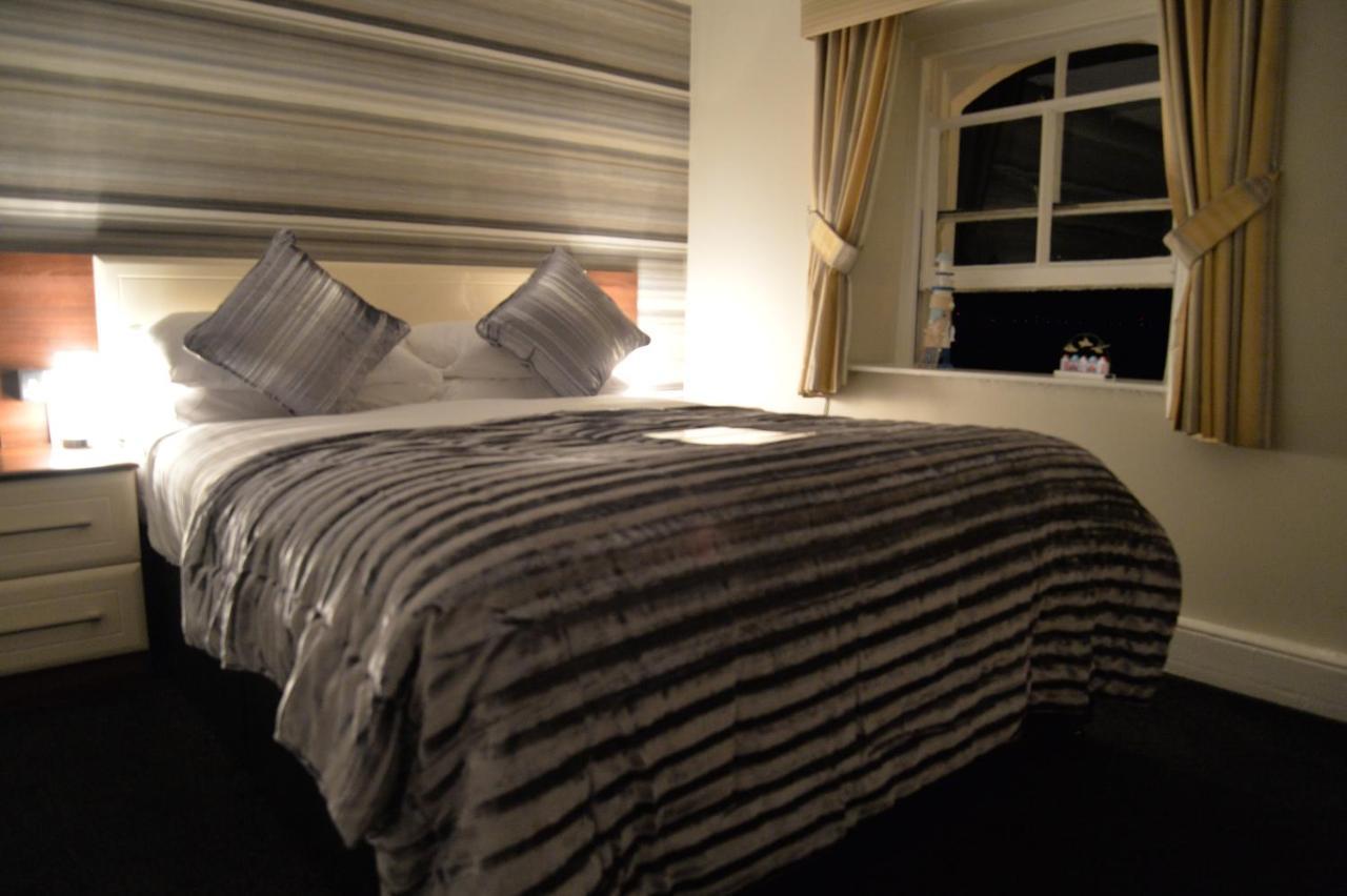 Lauriston & Lawton Court Hotel ลันดิดโน ภายนอก รูปภาพ